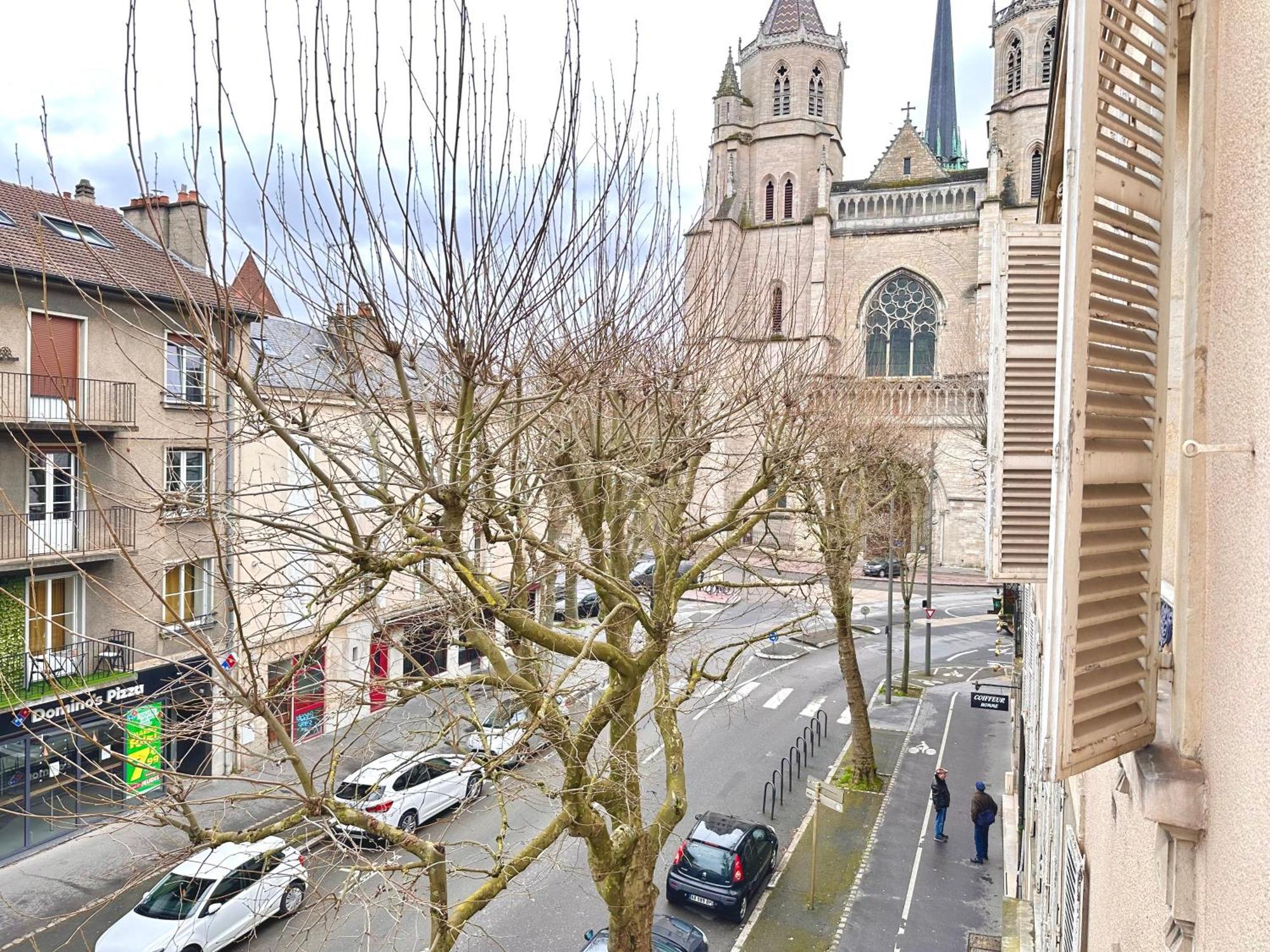 Ferienwohnung La Chouette De Dijon Exterior foto